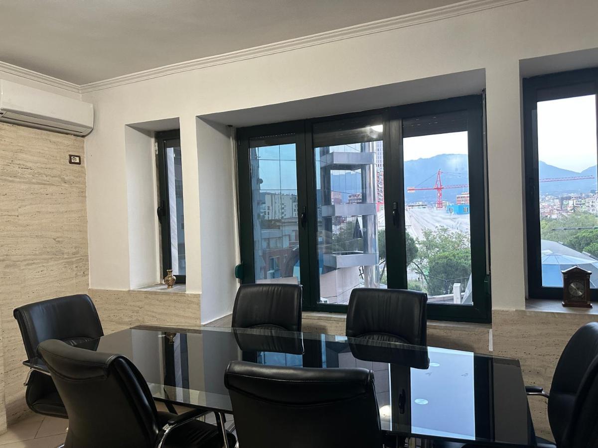 Amo Tower Tirana Center Διαμέρισμα Εξωτερικό φωτογραφία